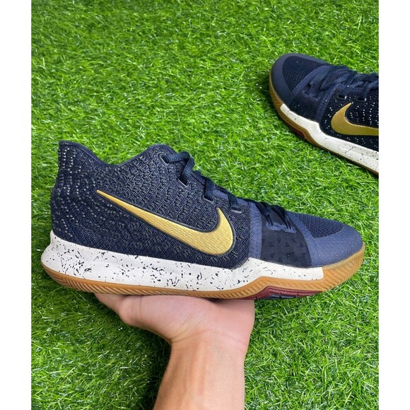 Nike Kyrie 3 Obsidian Metallic Gold Size Kid’s 7Y - Picture 1 of 9